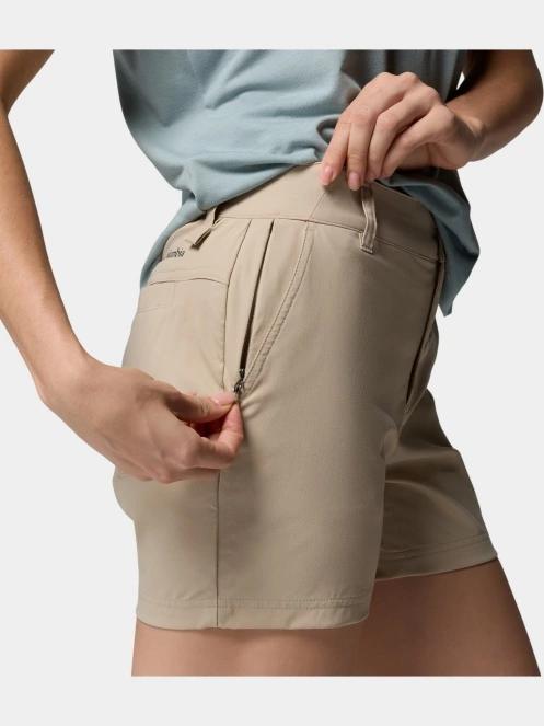 Columbia Leslie Falls Short II női rövidnadrág homok színben 7