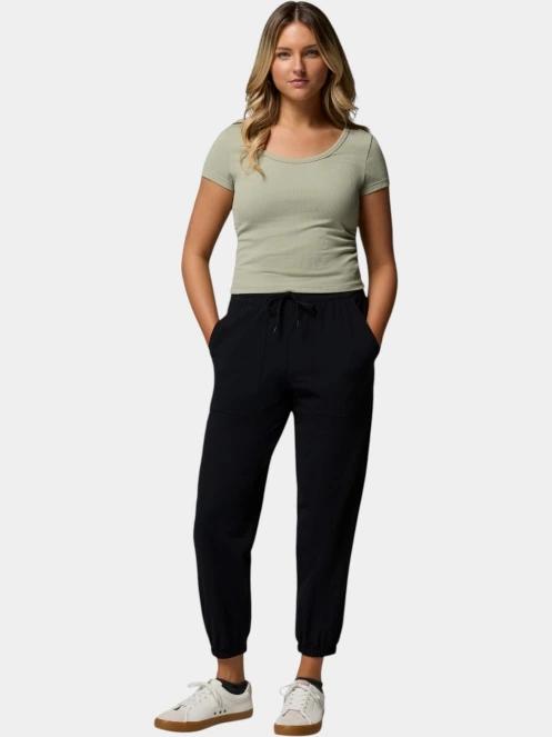 Columbia Pinetown Canyon  Jogger női tréning nadrág fekete színben 5